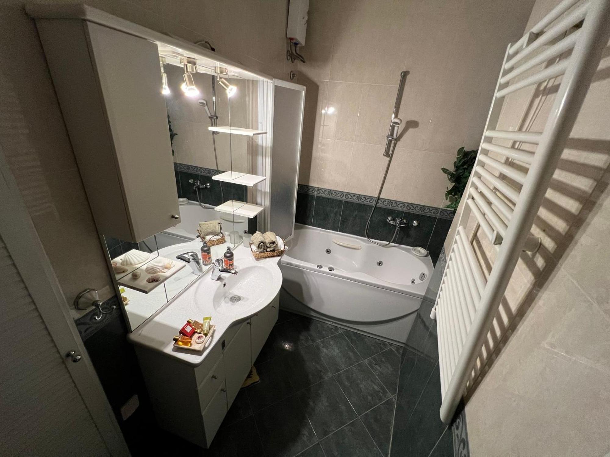 Silicon Valley Penthouse 105m2 Terrace 36m2 公寓